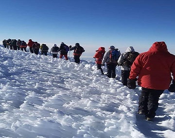 shairing-group-via-machame-route